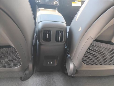 New 2026 Hyundai Tucson Limited AWD/4WD image 18