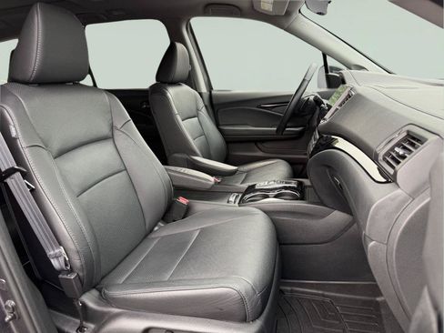 Used 2021 Honda Pilot Elite image 24