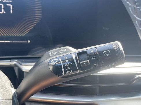 Used 2025 Kia Sorento EX FWD image 25