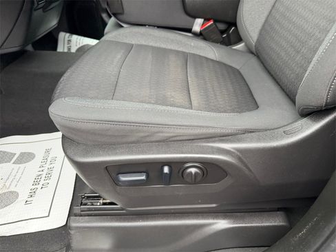 Used 2022 Chevrolet Silverado 1500 LT image 13