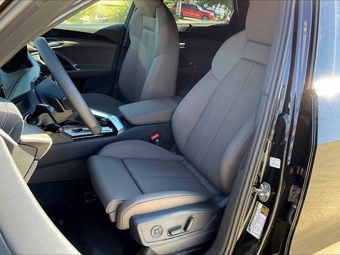 New 2025 Audi Q5 Premium Plus image 9