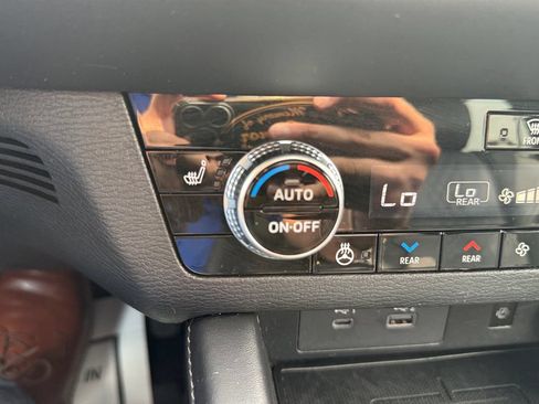 Used 2025 Mitsubishi Outlander SEL Black Edition AWD/4WD image 30