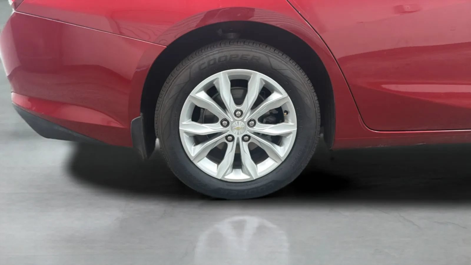Used 2021 Chevrolet Malibu LT FWD image 28