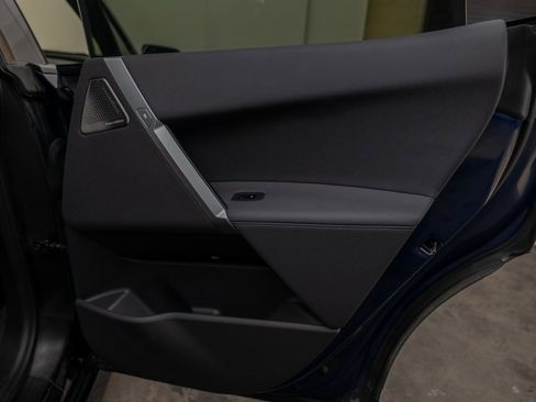 Used 2025 BMW iX M60 image 33