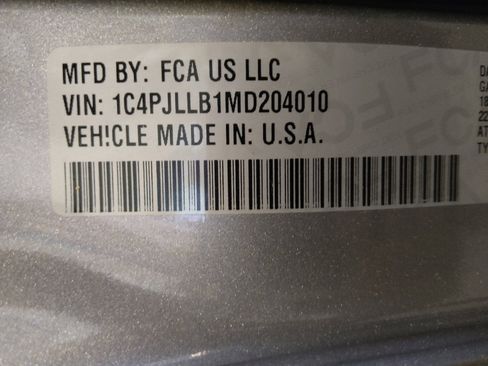 Used 2021 Jeep Cherokee Latitude Plus FWD image 33