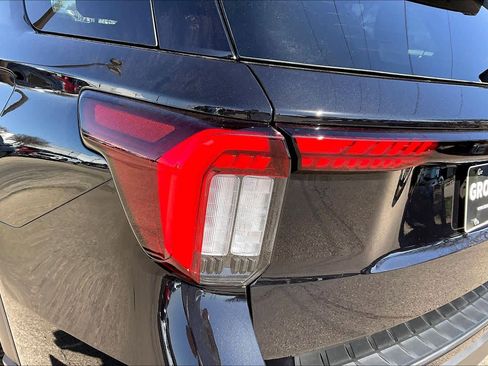 New 2026 Ford Explorer ST-Line image 14