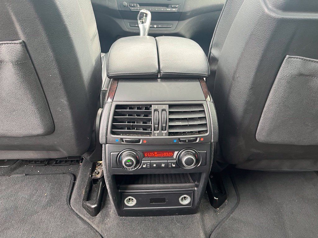 Used 2012 BMW X5 xDrive50i AWD/4WD image 30