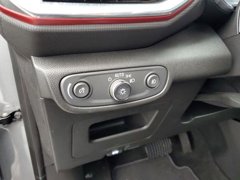 Used 2023 Chevrolet TrailBlazer RS image 9