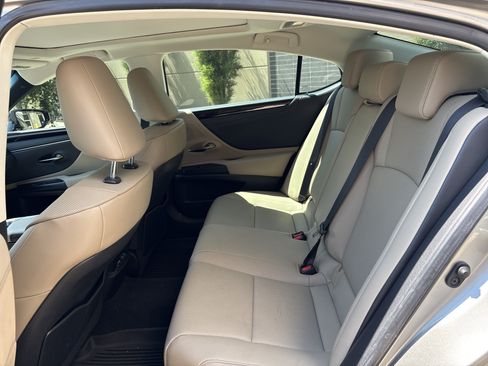 Certified 2021 Lexus ES 350 w/ Premium Package FWD image 31