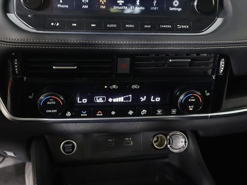 Used 2023 Nissan Rogue SL w/ SL Premium Package AWD/4WD image 45