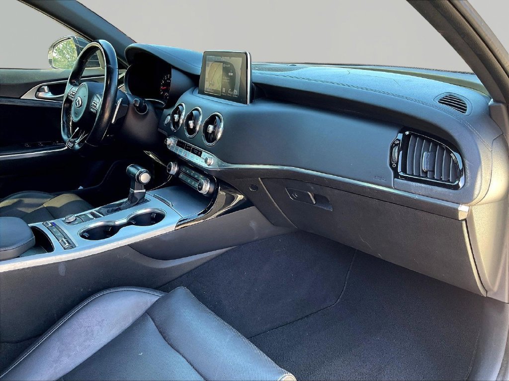 Used 2019 Kia Stinger GT1 RWD image 29