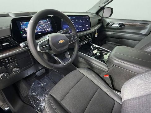 Certified 2025 Chevrolet Tahoe LS RWD image 18