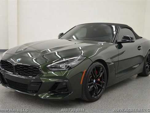 Used 2025 BMW Z4 M40i w/ Premium Package image 3