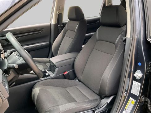 Used 2025 Honda CR-V LX image 9