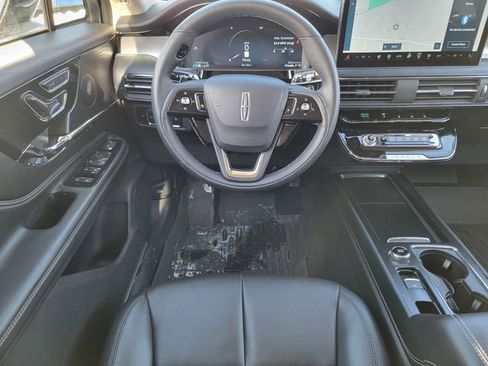 Certified 2024 Lincoln Corsair Premiere w/ Equipment Group 101A image 31