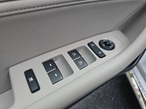 Used 2017 Hyundai Sonata Limited w/ Ultimate Package 04 image 20