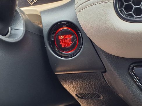 New 2026 Honda HR-V LX image 8