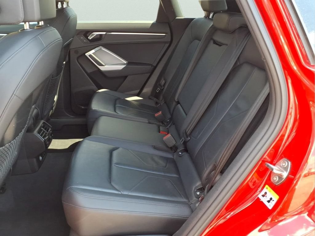 Used 2024 Audi Q3 2.0T Premium AWD/4WD image 24