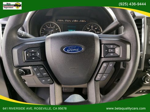 Used 2016 Ford F150 XLT w/ Equipment Group 302A Luxury image 34