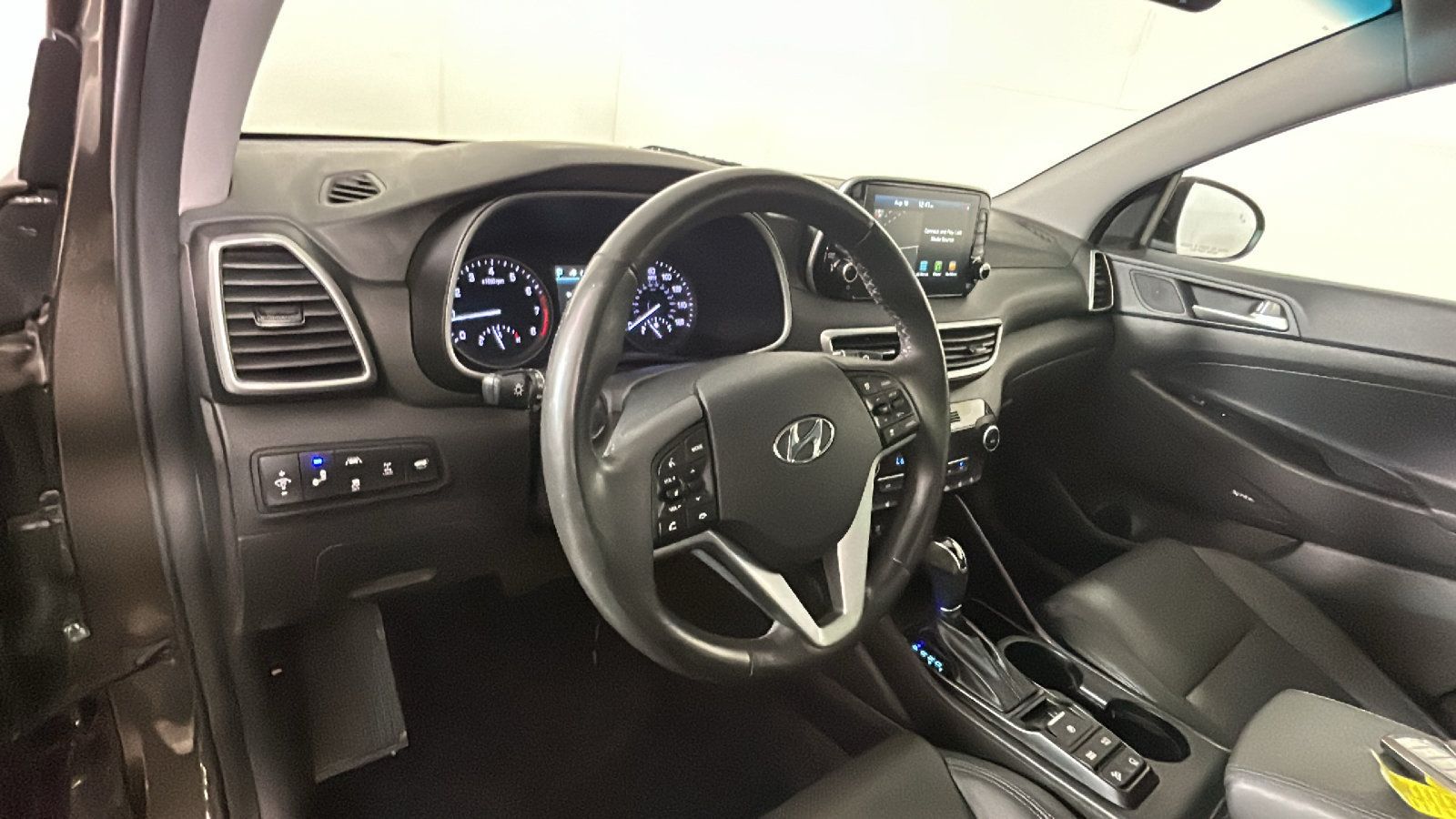 Used 2020 Hyundai Tucson Ultimate w/ Cargo Package AWD/4WD image 16