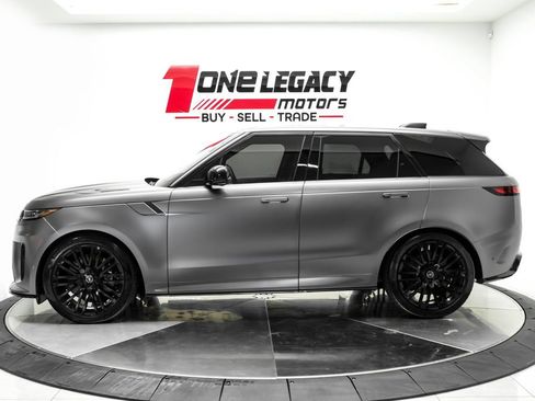 Used 2025 Land Rover Range Rover Sport SV Edition Two AWD/4WD image 12