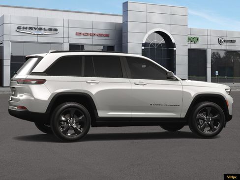 New 2025 Jeep Grand Cherokee Limited image 15