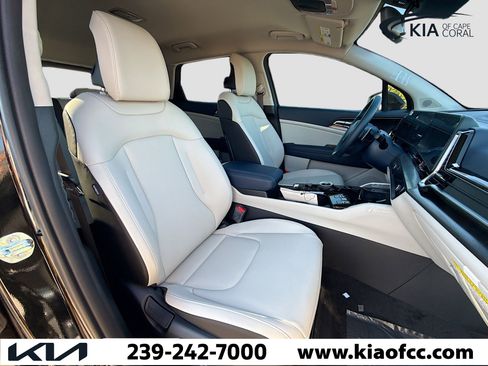 New 2025 Kia Sportage EX image 14