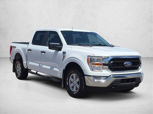 Certified 2022 Ford F150 XLT w/ Trailer Tow Package AWD/4WD image 3