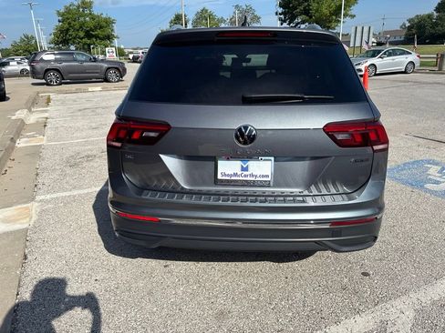 Used 2024 Volkswagen Tiguan SE AWD/4WD image 26