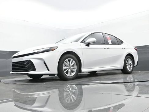 New 2026 Toyota Camry LE FWD image 25