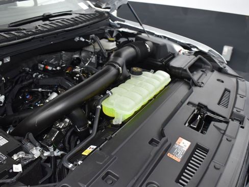 New 2025 Lincoln Navigator L Reserve w/ Jet Appearance Package image 21