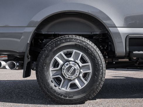 New 2026 Ford F350 Lariat w/ Lariat Ultimate Package AWD/4WD image 12