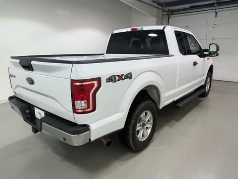 Used 2017 Ford F150 XLT w/ Trailer Tow Package image 22