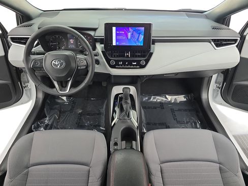 Used 2024 Toyota Corolla SE FWD image 9