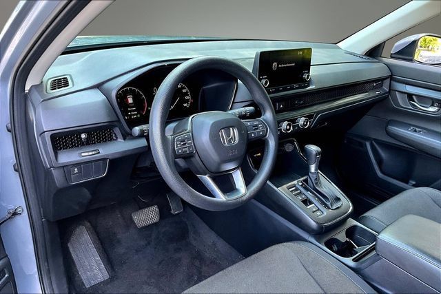 Used 2025 Honda CR-V LX image 17