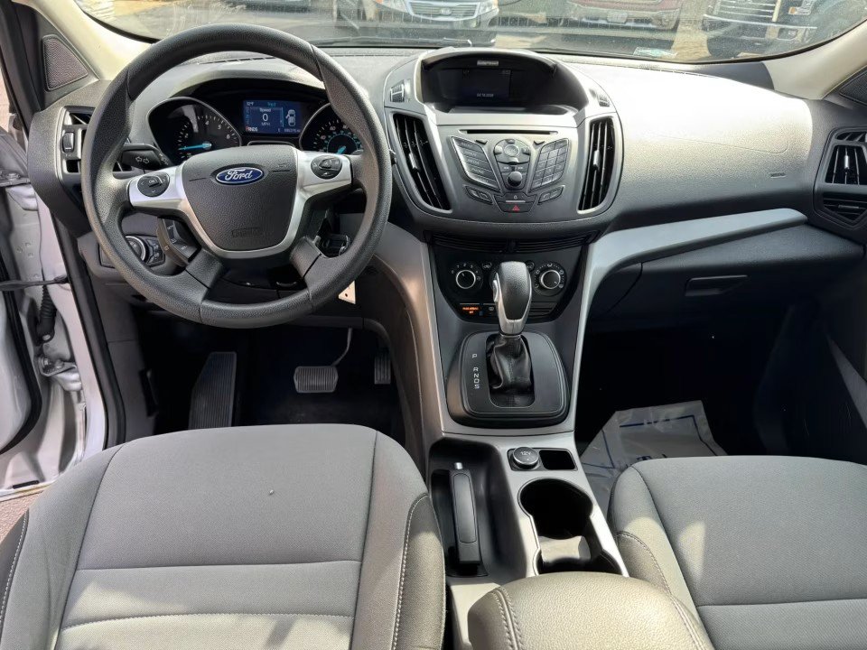 Used 2015 Ford Escape SE AWD/4WD image 22