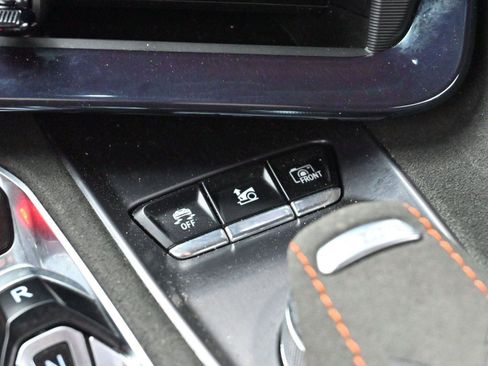 Used 2025 Chevrolet Corvette Stingray Premium Conv w/ Z51 Performance Package image 36