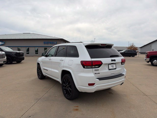 Used 2021 Jeep Grand Cherokee Laredo X AWD/4WD image 5