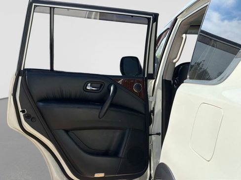 Used 2017 Nissan Armada Platinum w/ Captain Seat Package AWD/4WD image 12