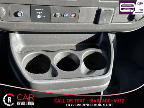 Used 2022 Chevrolet Express 3500 LS image 22