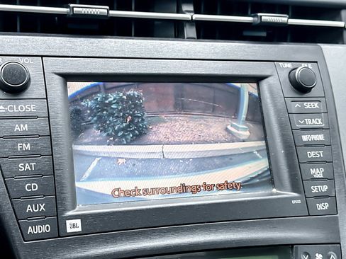 Used 2011 Toyota Prius One image 25