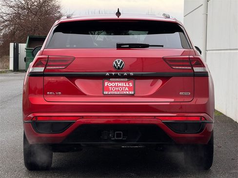 Used 2022 Volkswagen Atlas Cross Sport SEL R-Line image 6