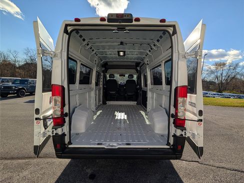 Used 2025 RAM ProMaster 2500 image 13