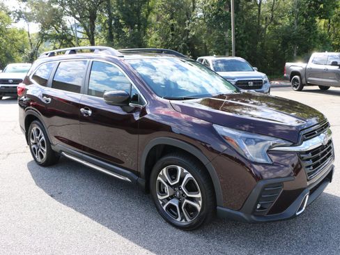 Used 2024 Subaru Ascent Touring AWD/4WD image 10