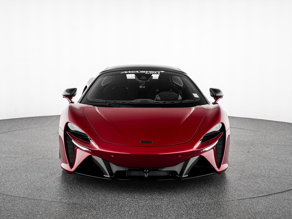 Used 2025 McLaren Artura Spider RWD image 20