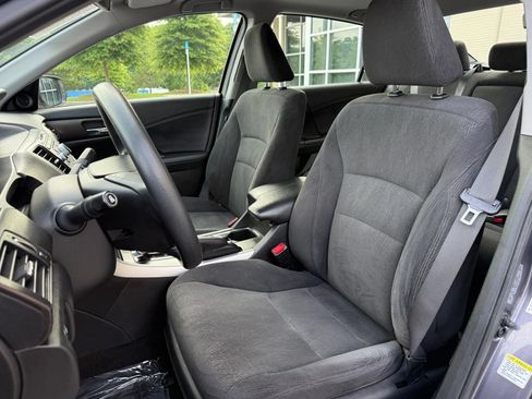 Used 2015 Honda Accord EX image 36
