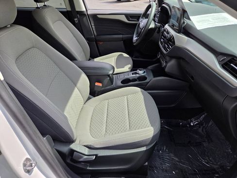Certified 2022 Ford Escape SE FWD image 15