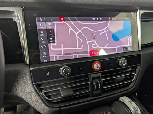 New 2026 Porsche Macan GTS AWD/4WD image 32