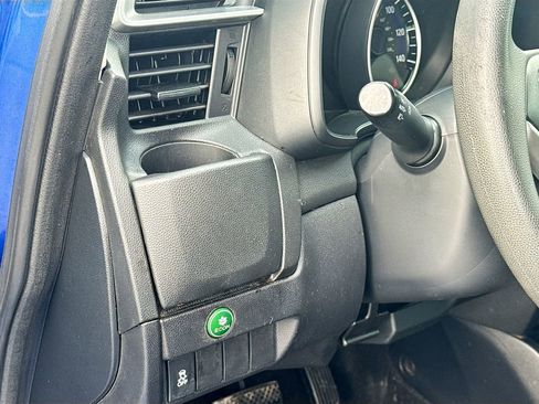 Used 2020 Honda Fit LX image 11