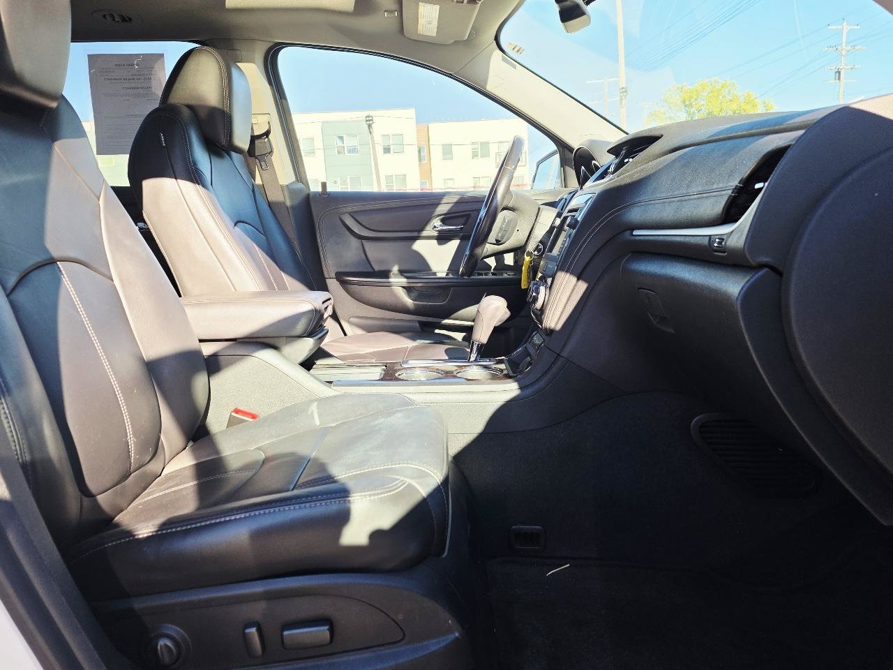Used 2017 Chevrolet Traverse LT FWD image 20